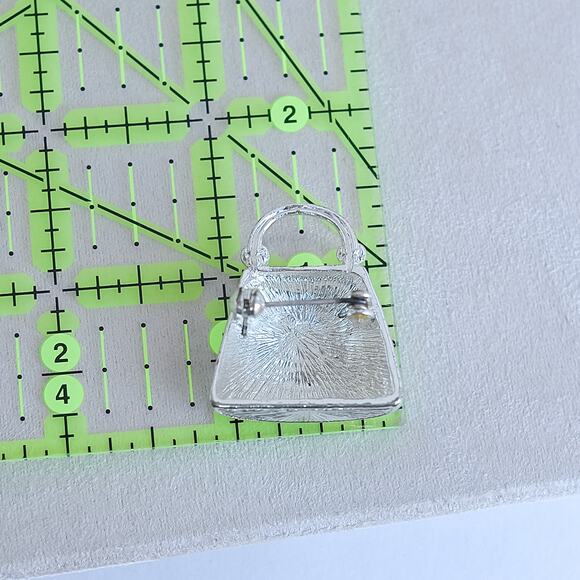 Vintage Purse Brooch Beige Enamel Finish Pin Clasp Gift Silver Tone Metal Cute - Picture 5 of 5